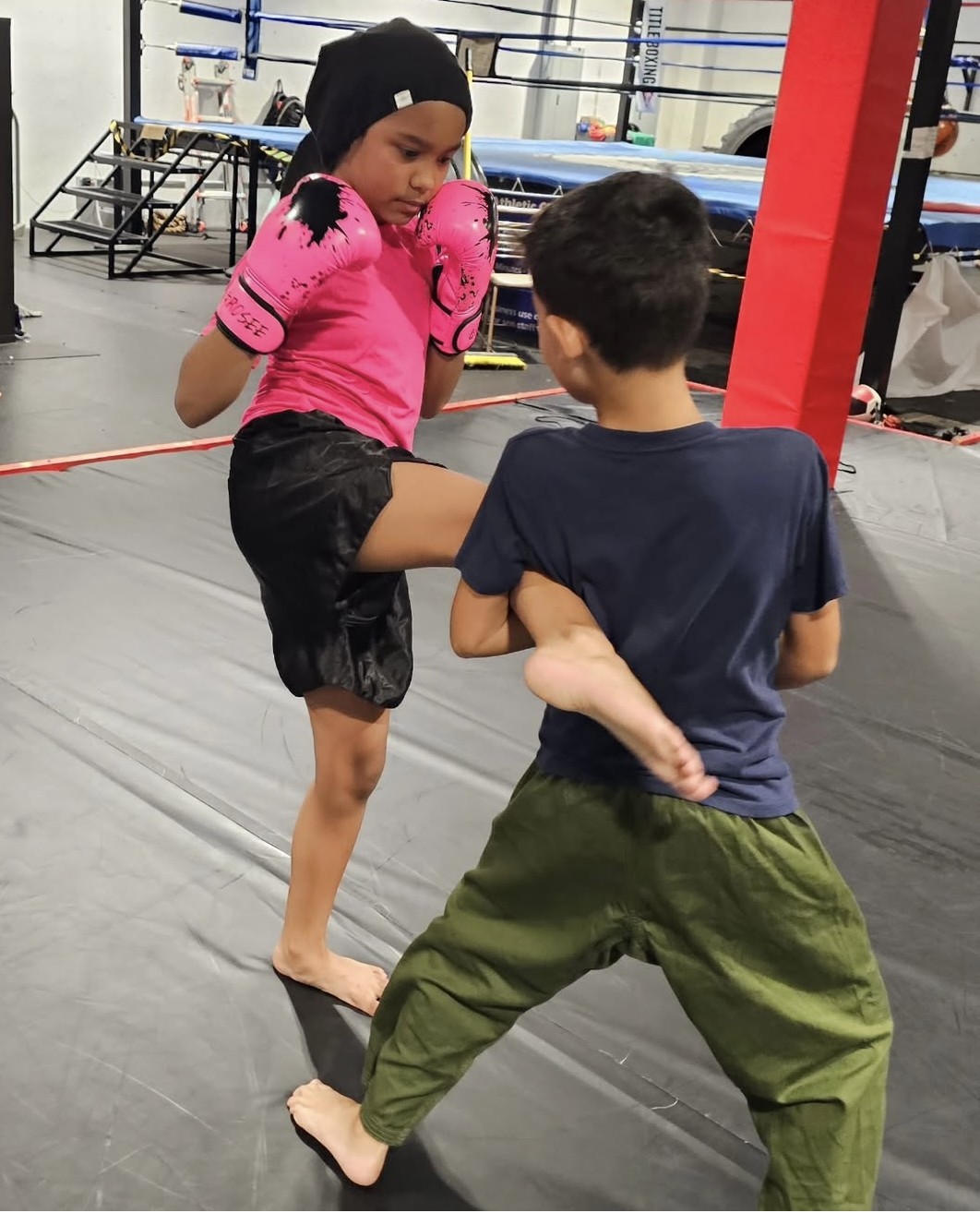 Rumble Bees Sanda/ Muay Thai at Combat Principles MMA